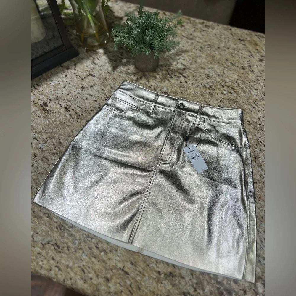 Express Metallic Gold Raw Hem Skirt 4